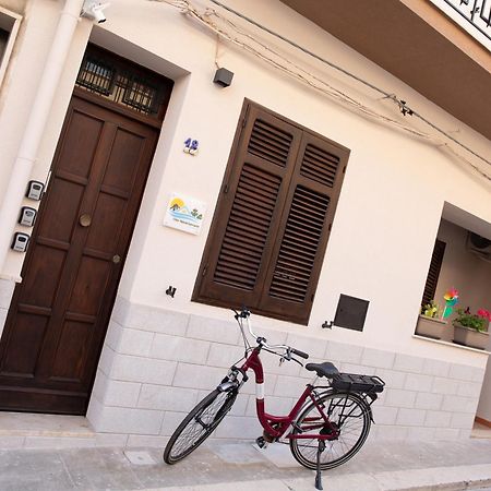 Ciao Appartamenti Centro Paese 巴莱斯特拉泰 外观 照片